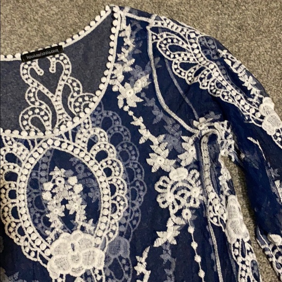 Sheer shirt - Picture 2 of 3